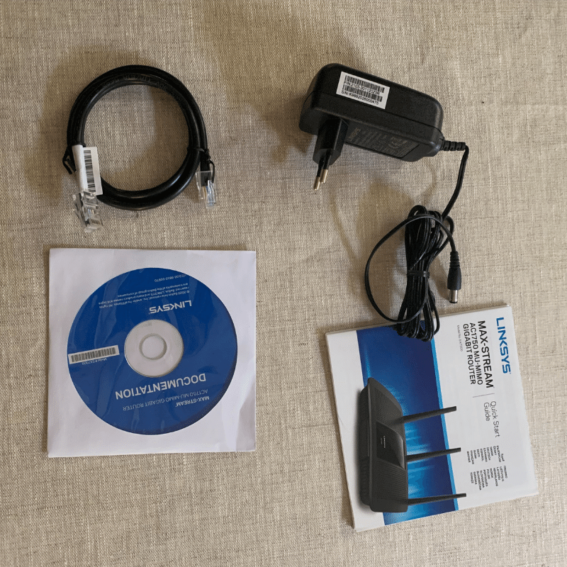Linksys EA7300 comes with